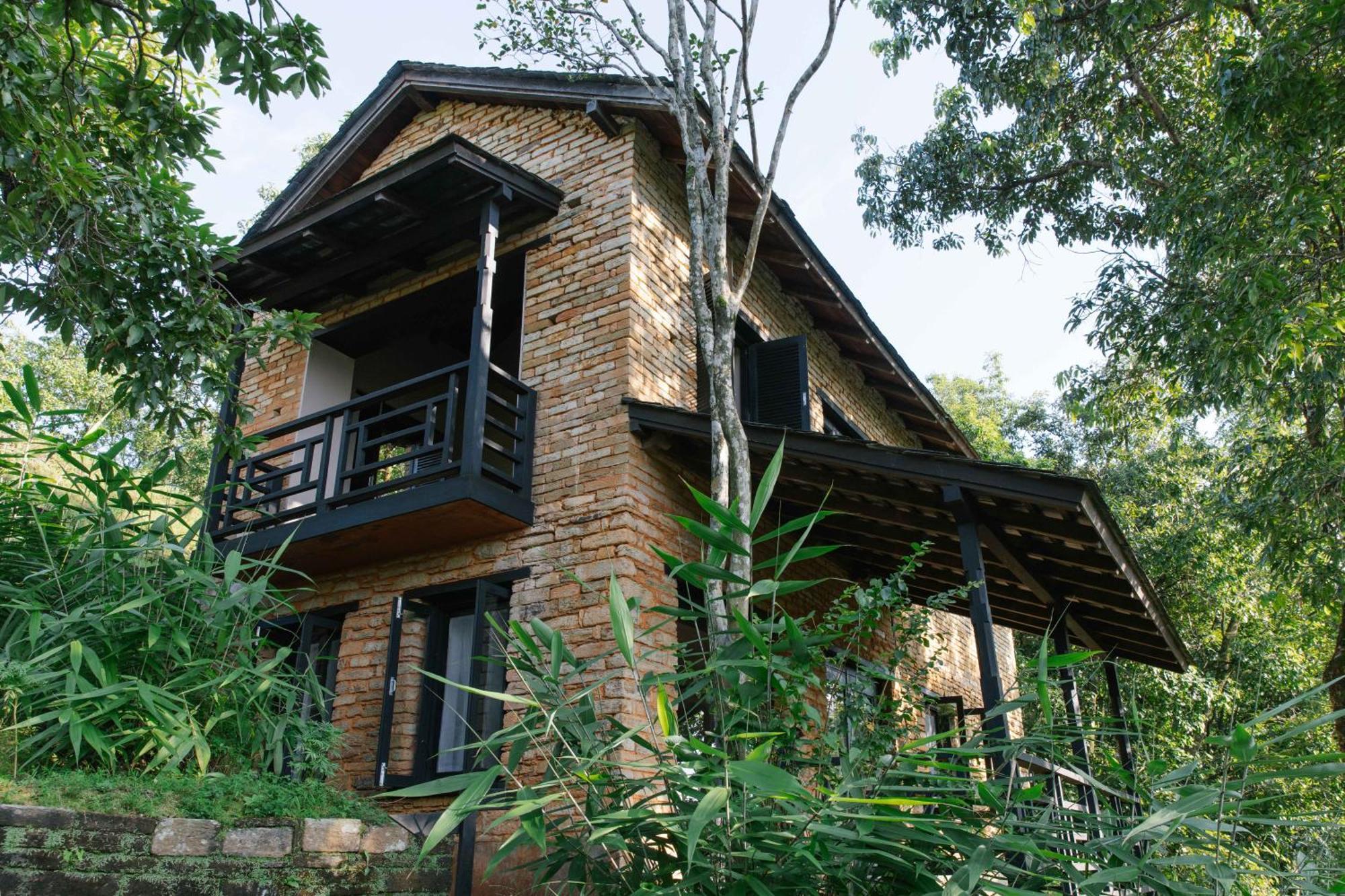 Tiger Mountain Pokhara Lodge Exterior foto